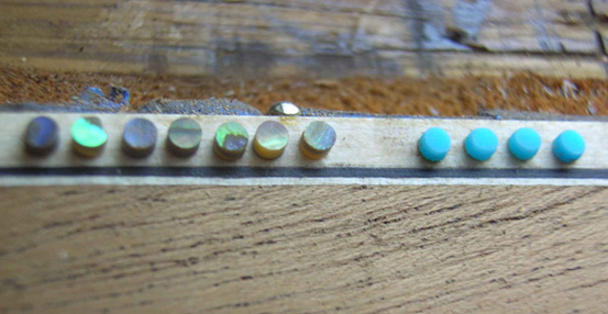 abalone_turquoise-dots